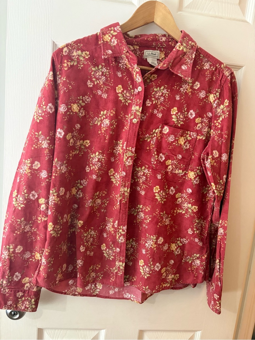 L.L. Bean vintage floral corduroy long sleeve button front size large cotton